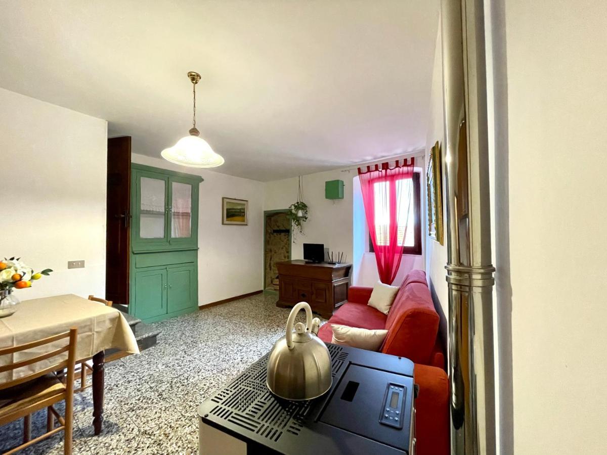 Casa Vacanze La Casa Di Nonna Libia Vicino Saturnia Montemerano Bagian luar foto