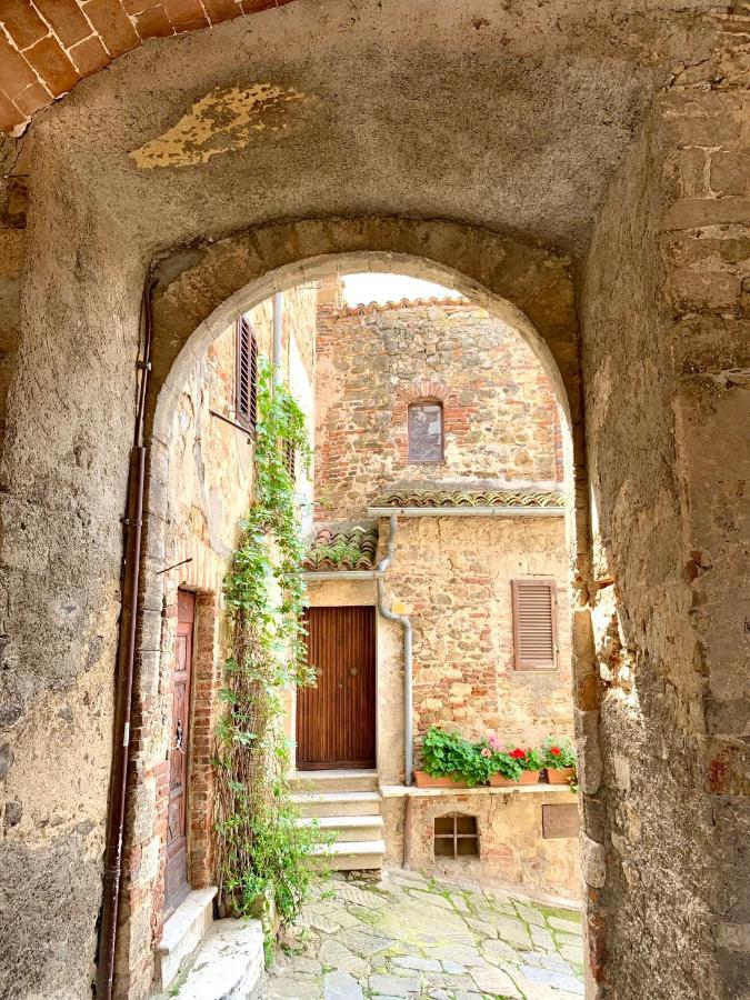 Casa Vacanze La Casa Di Nonna Libia Vicino Saturnia Montemerano Bagian luar foto