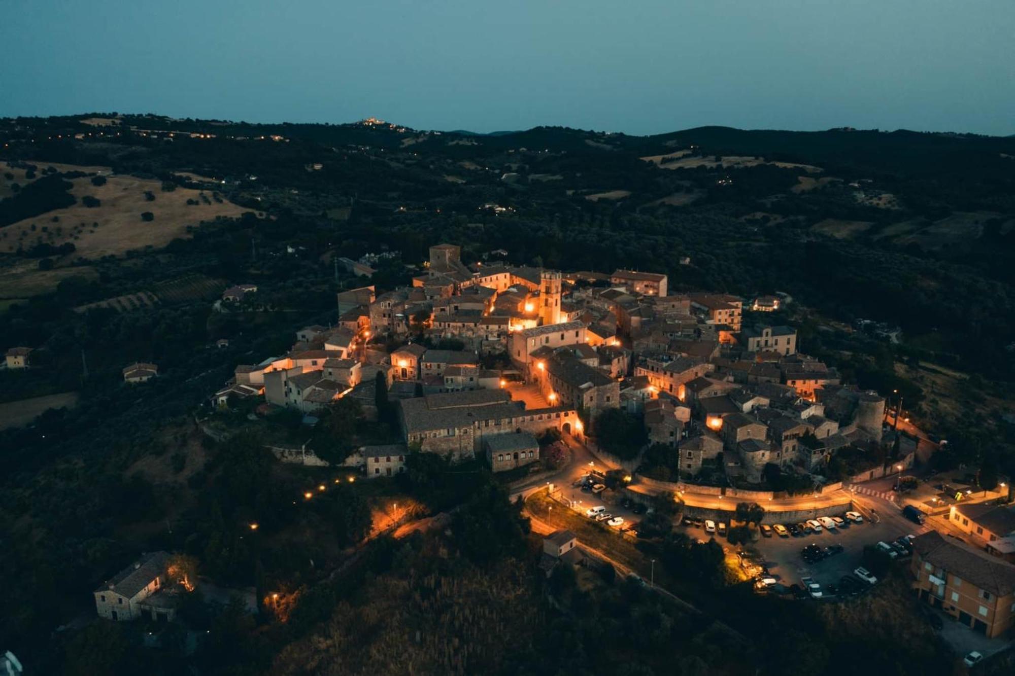 Casa Vacanze La Casa Di Nonna Libia Vicino Saturnia Montemerano Bagian luar foto
